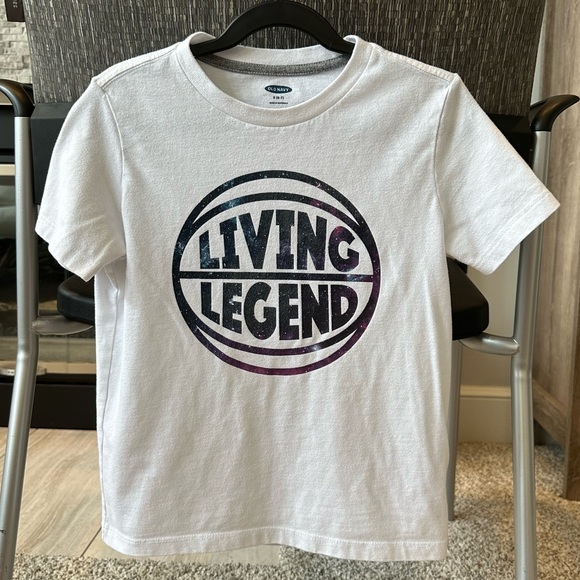 Old Navy short sleeve graphic t-shirt - Picture 1 of 4